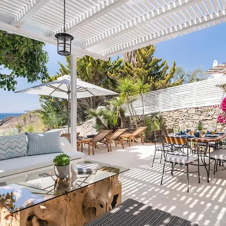 Zegna Pool Villa, Three Bedrooms * Agios Ioannis Diakoftis