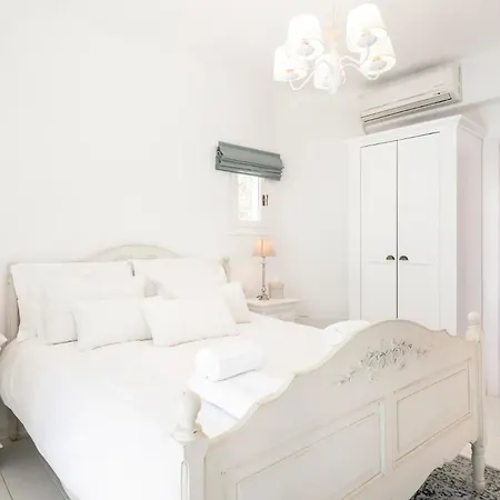 Zegna Pool Villa, Three Bedrooms וילה